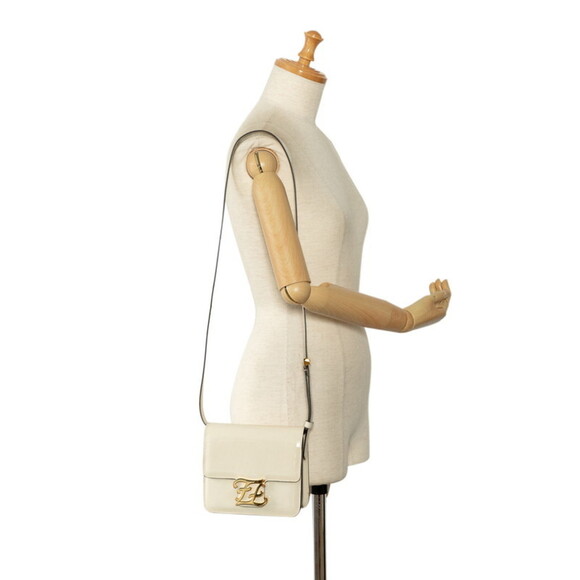 FENDI White Leather Shoulder Bag - Picture 9 of 9
